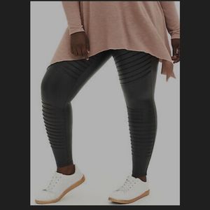 Torrid plus size 3 (22/24) Black Moto Faux Leather Platinum Leggings